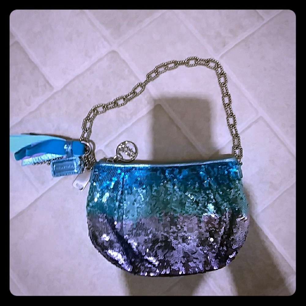 Coach poppy purse! Price drop TODAY only!