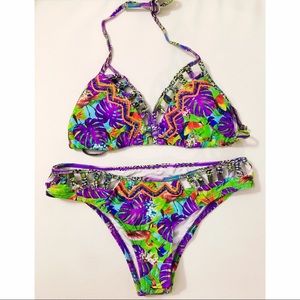 Babalu Beautiful and colorful bikini set