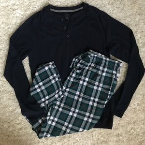 Men's Old Navy pajamas