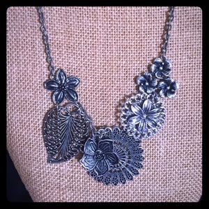 Premier silver necklace