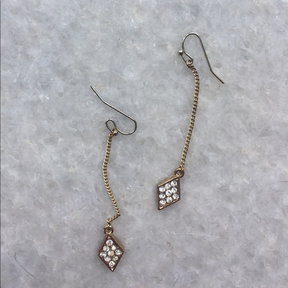 The Limited Navy & Gold Bracelet/Earring set - Picture 3 of 4