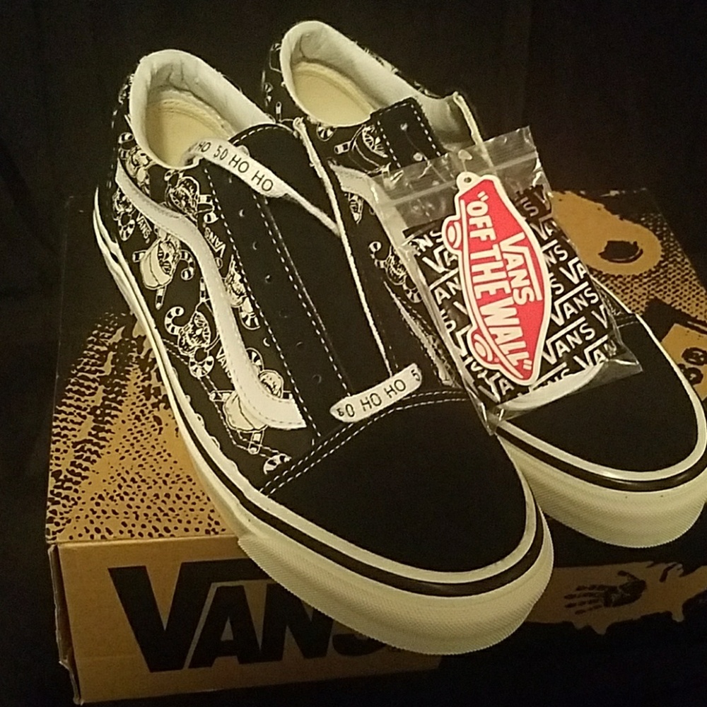 Men's shoes