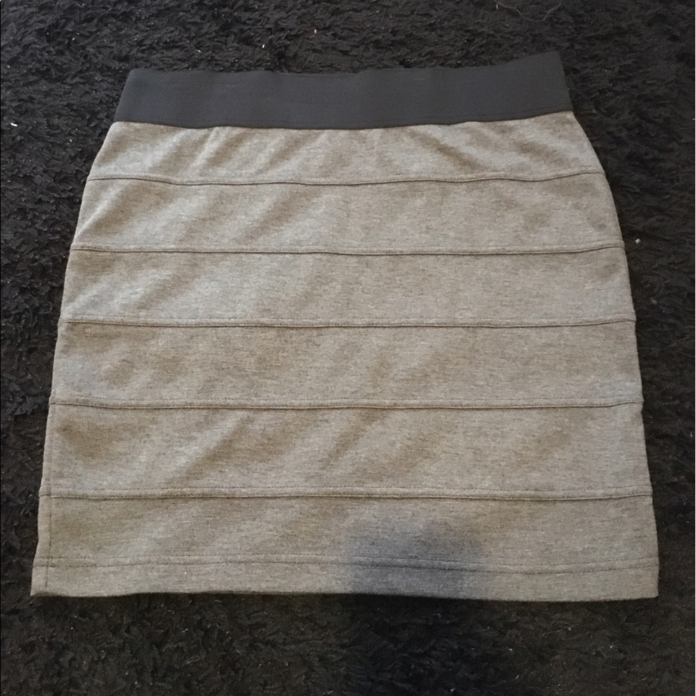 Grey mini skirt Size XL