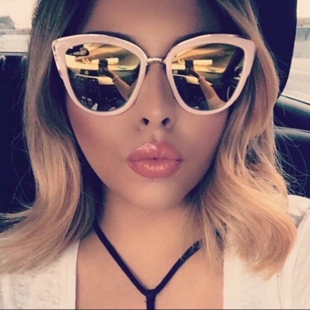 Quay x TOOFACED My Girl Sunglasses PINK NEW rare - Picture 2 of 8