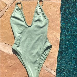 One piece Gooseberry Intimate Swimwear