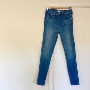 Madewell 10" High Rise Skinny Skinny in Hank Wash