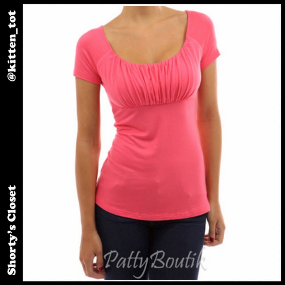 EUC simple, stylish coral short-sleeve top