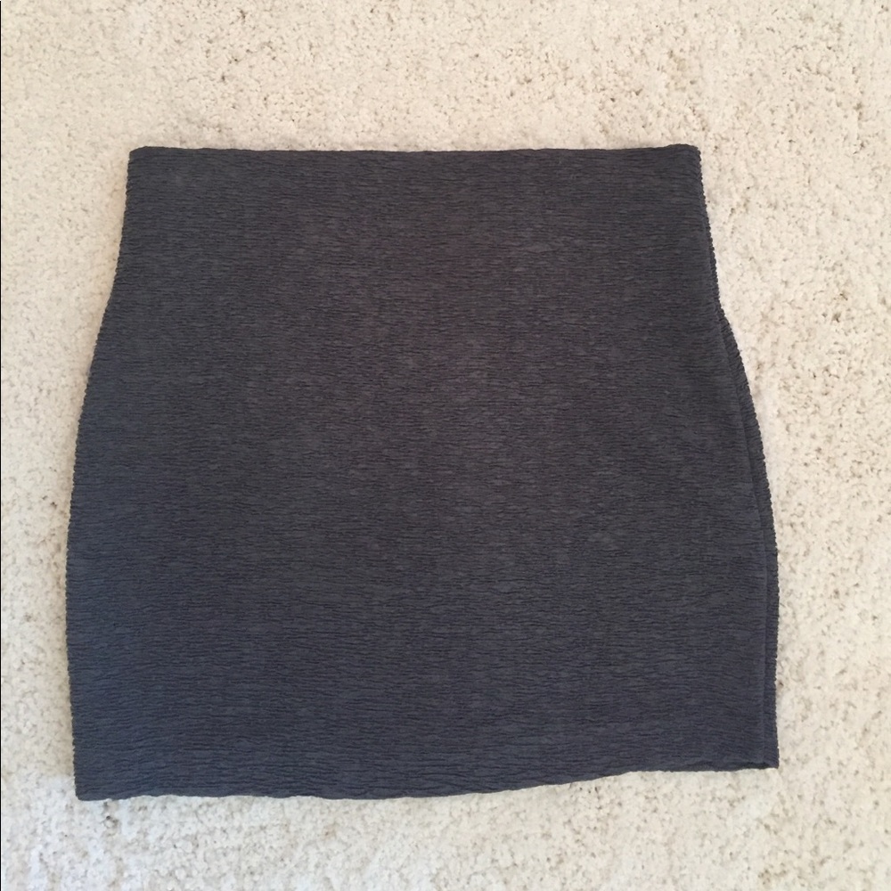 BCBGENERATION Gray Textured Mini Skirt, Small