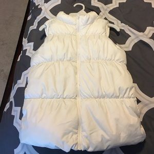 Old navy puffer vest. Coat. Kids XL