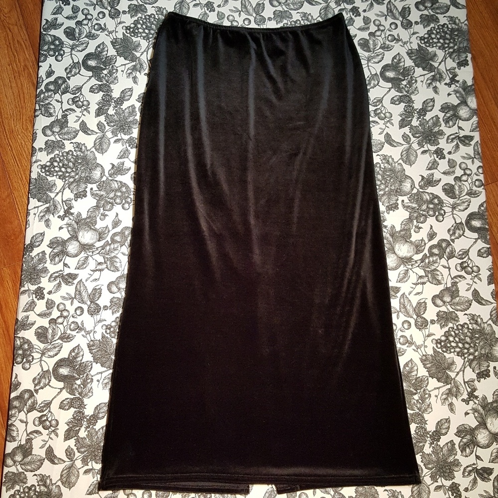 Currants Long Black Velvet Maxi Skirt