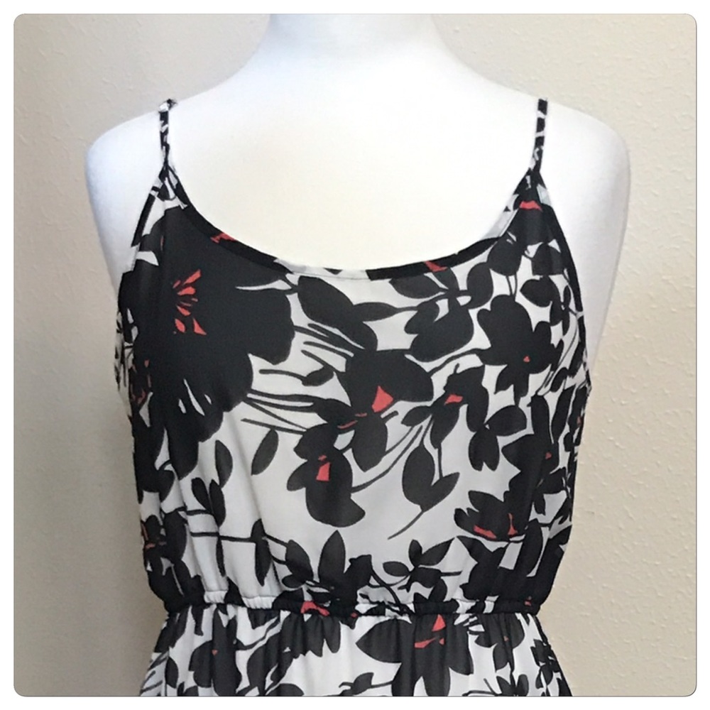 Charming Charlie Maxi dress Size M 💕 - Picture 2 of 4