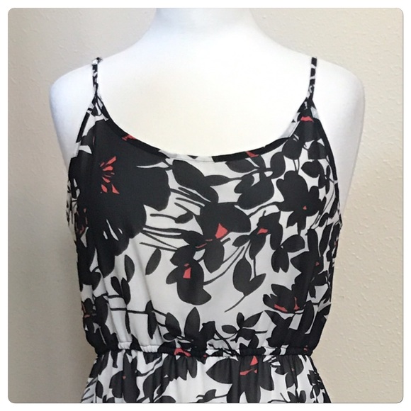 Charming Charlie Maxi dress Size M 💕 - Picture 2 of 4