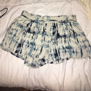Urban Outfitters Ecote Flowy Shorts- Large