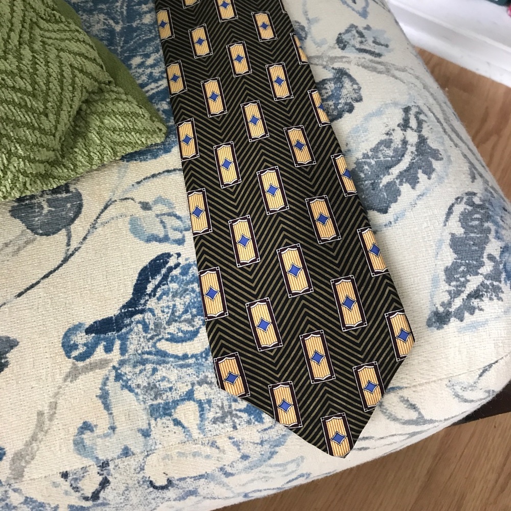 TIE