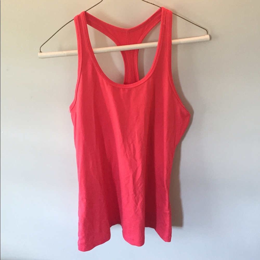 Red nike dri fit tank