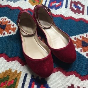 Zara Flats