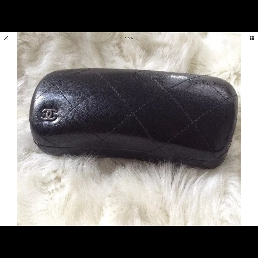 AUTHENTIC CHANEL HARD SUNGLASSES CASE BLK QUILTED