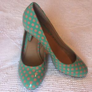 Mix No. 6 Barbie Pink and Green Polka Dot Pumps