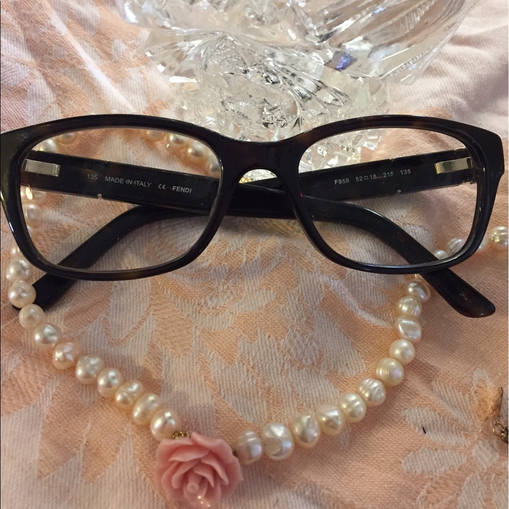 🇺🇸❤️🇺🇸Authentic Fendi glasses🇺🇸❤️🇺🇸