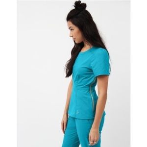 Jaanuu - Peplum Scrub Top