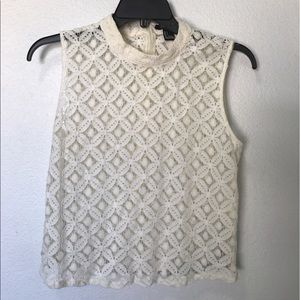 Detailed lace top FOREVER21