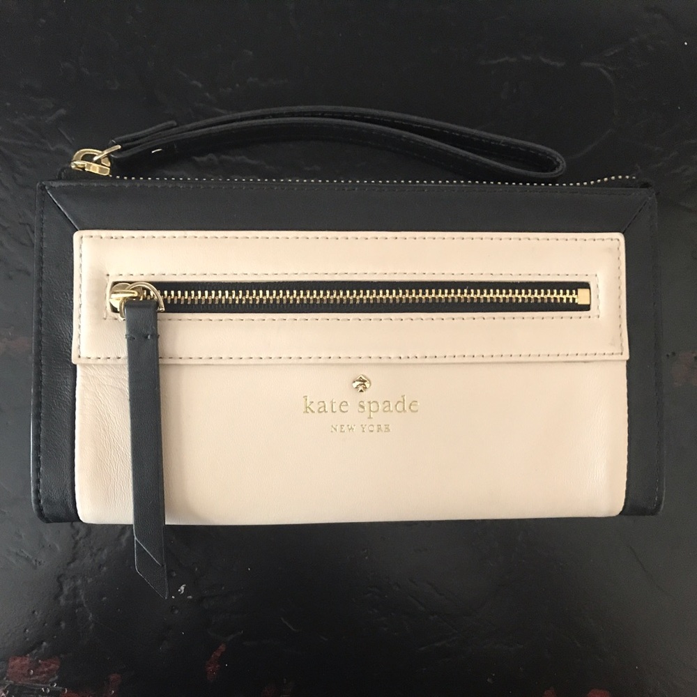 Kate Spade New York large wallet