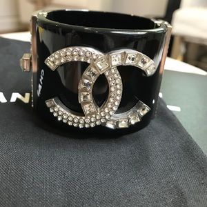 CHANEL BLACK RESIN CUFF RHINESTONE