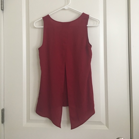 Red splitback tank from Express - Picture 2 of 2