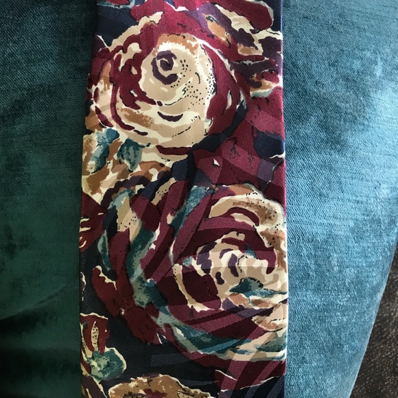 TIE - Picture 2 of 3