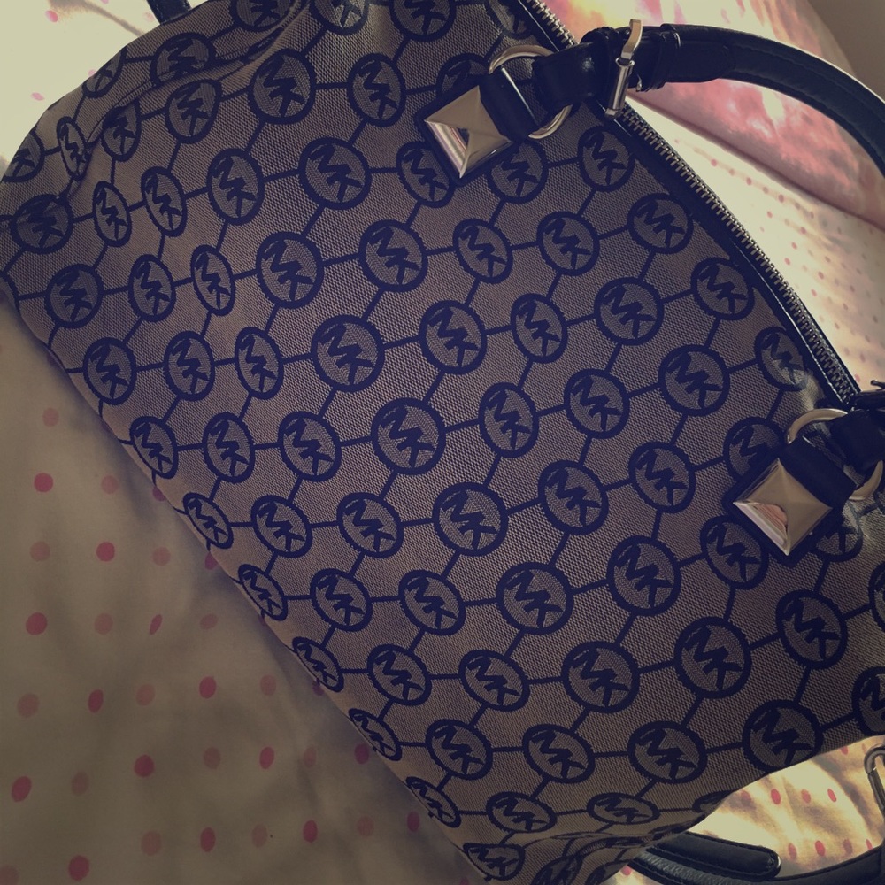 Michael Kors Cross body