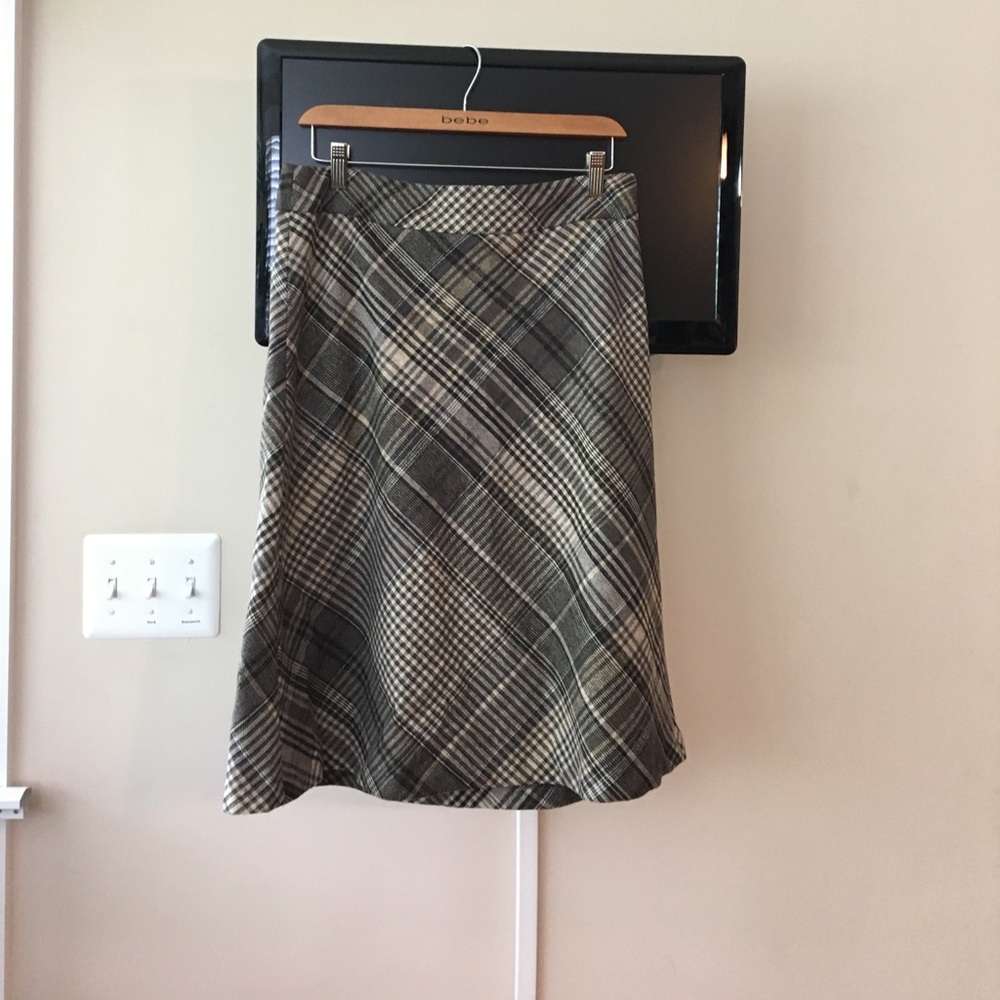 Plaid Ann Taylor LOFT mid skirt