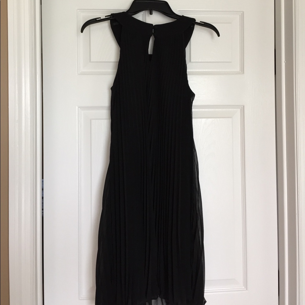 Beautiful White House Black Market party dress - Picture 3 of 4