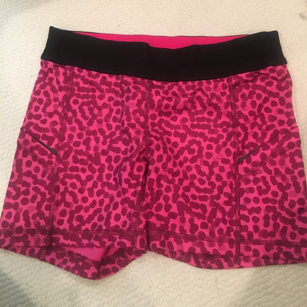 Lululemon spandex shorts size 4