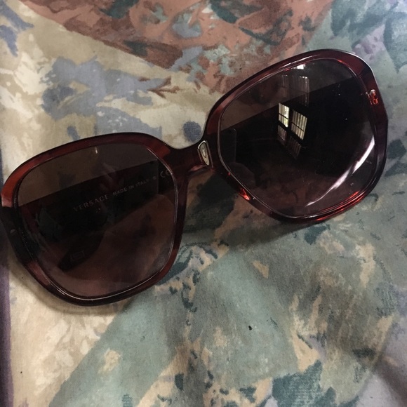 VERSACE SUNGLASSES •Authentic• - Picture 2 of 4