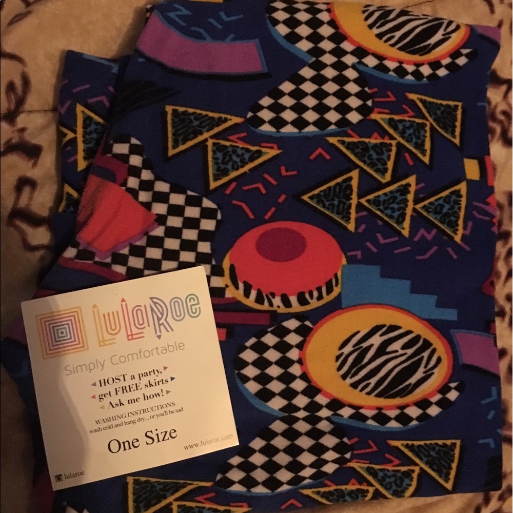 Lularoe one size 80s print leggings 🦄