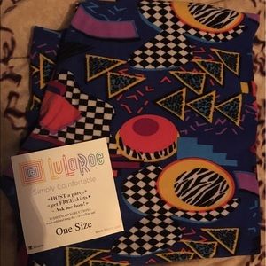 Lularoe one size 80s print leggings 🦄