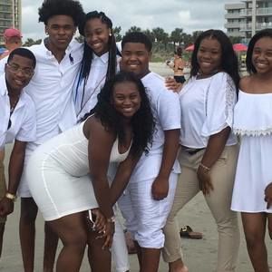 Meet your Posher, Dangelo m.