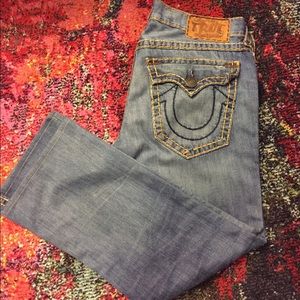 TRUE RELIGION JEANS