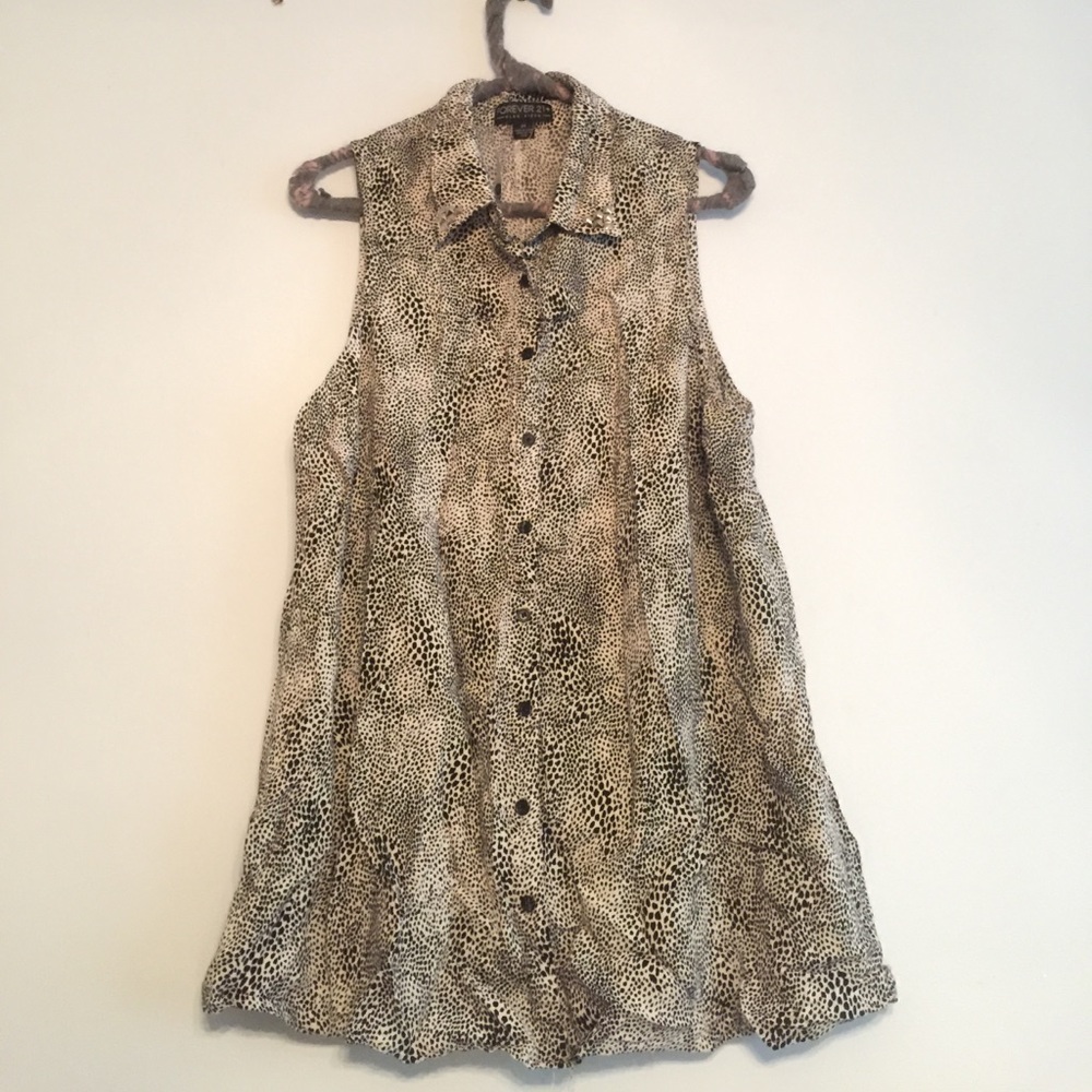 Animal print blouse with studded collar