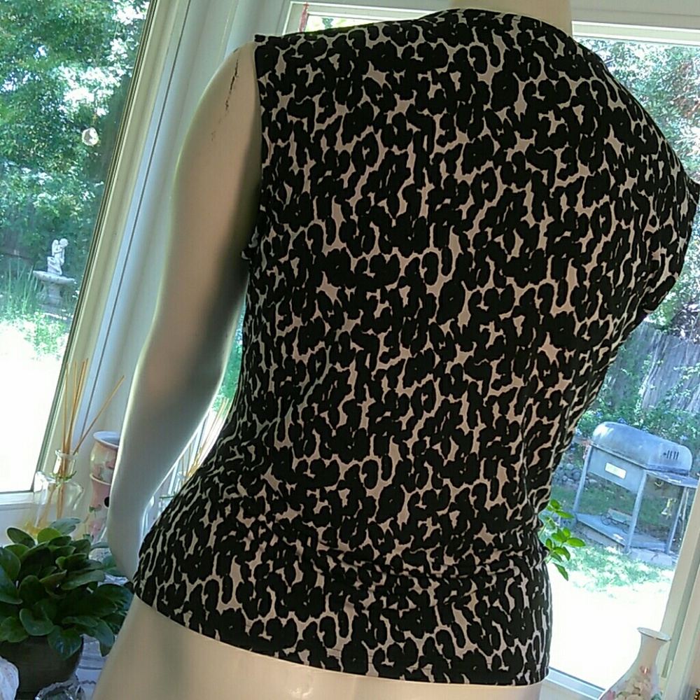 Flattering it is. 🐞 - Picture 3 of 5