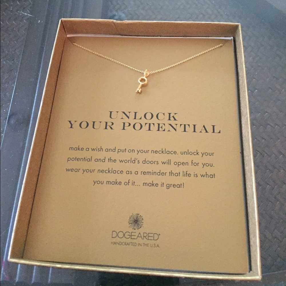 Dainty necklace