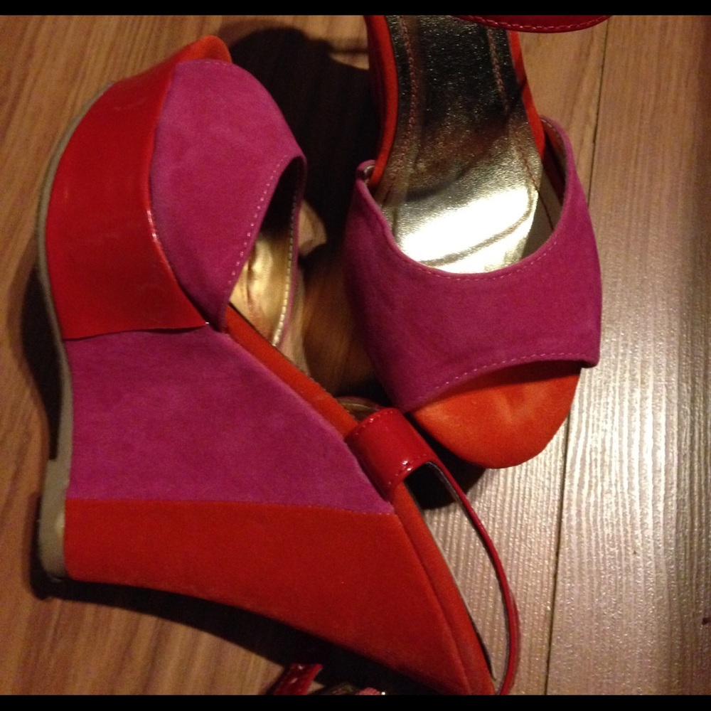 Used once wedge shoes