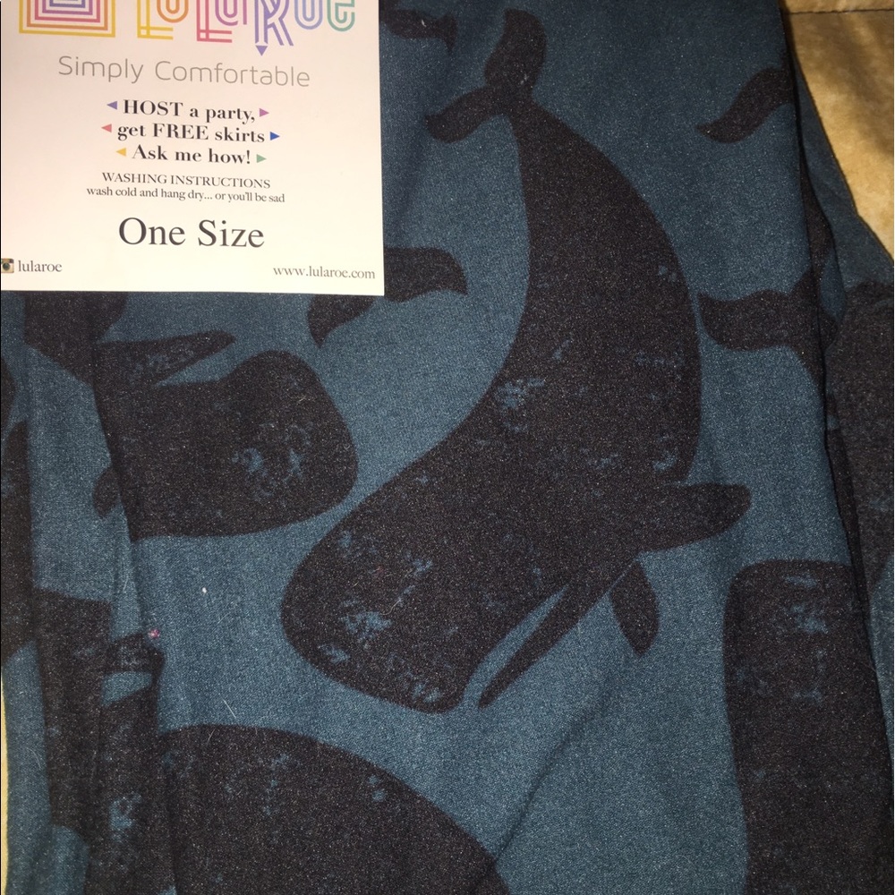 Lularoe one size whale leggings
