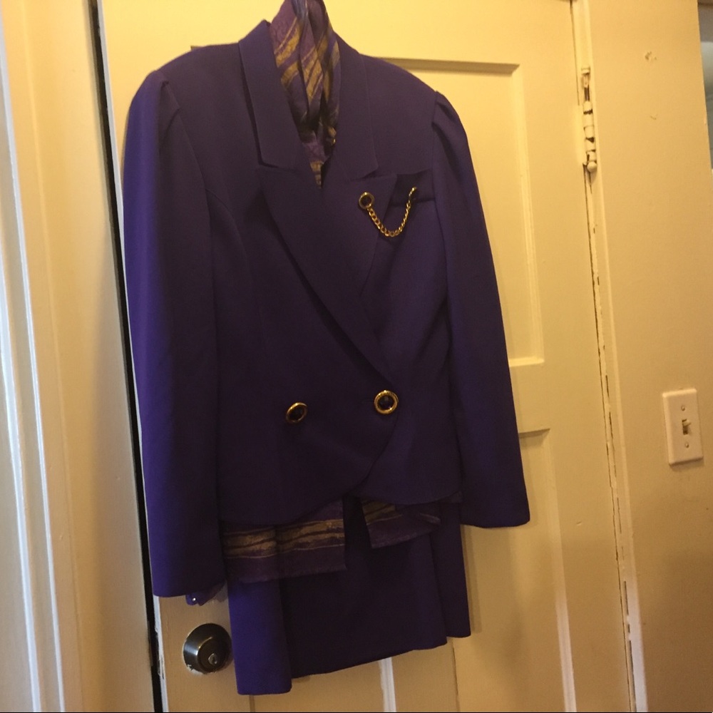 Escada Suit
