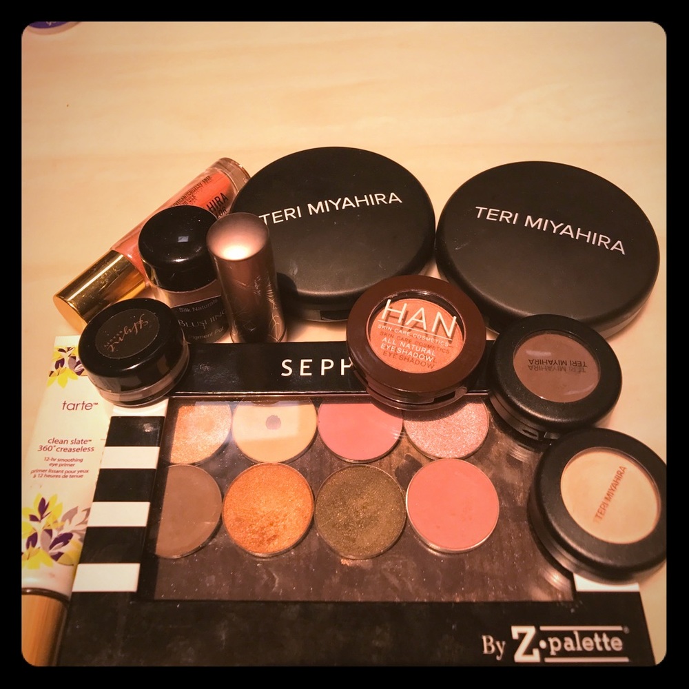 Makeup bundle