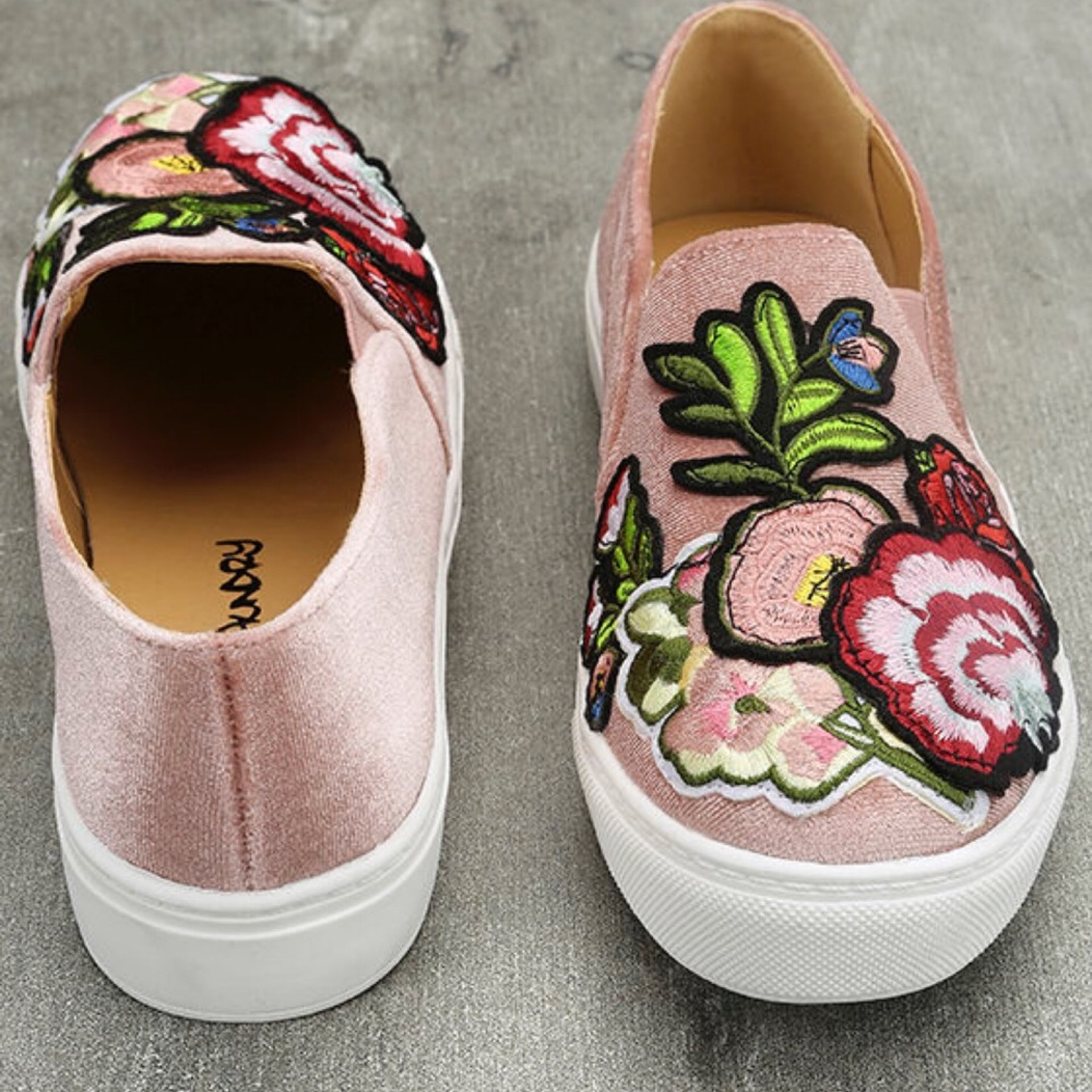 Dirty Laundry Jiana Rose Velvet Slip-ons