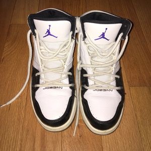 Jordan's Men's Size 8