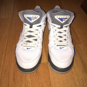 Men's Nike Flight Size 8