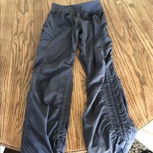 Zella Move Cinched Pants Size 4