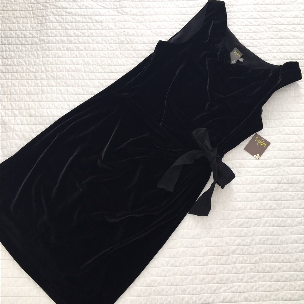 BNWT Chic Black Faux Velvet Dress with Bow